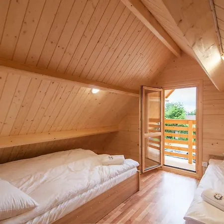 Trzesawisko * トシェンサチ